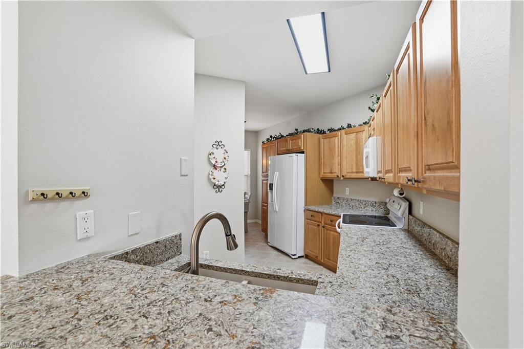 HUNTINGTON LAKES - Residential