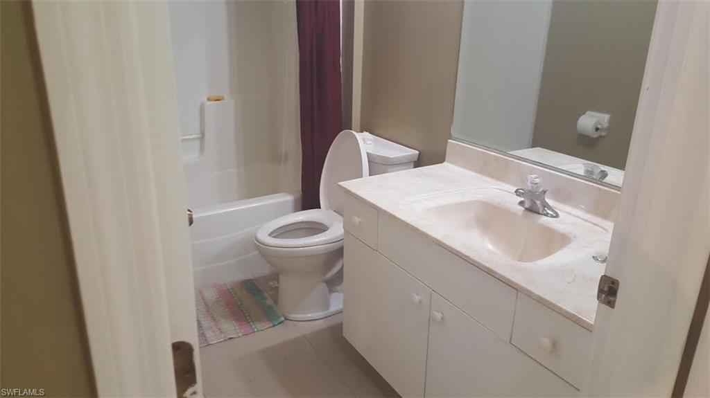 MIRROR LAKES - Residential