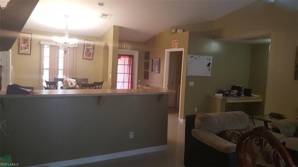 MIRROR LAKES - Residential