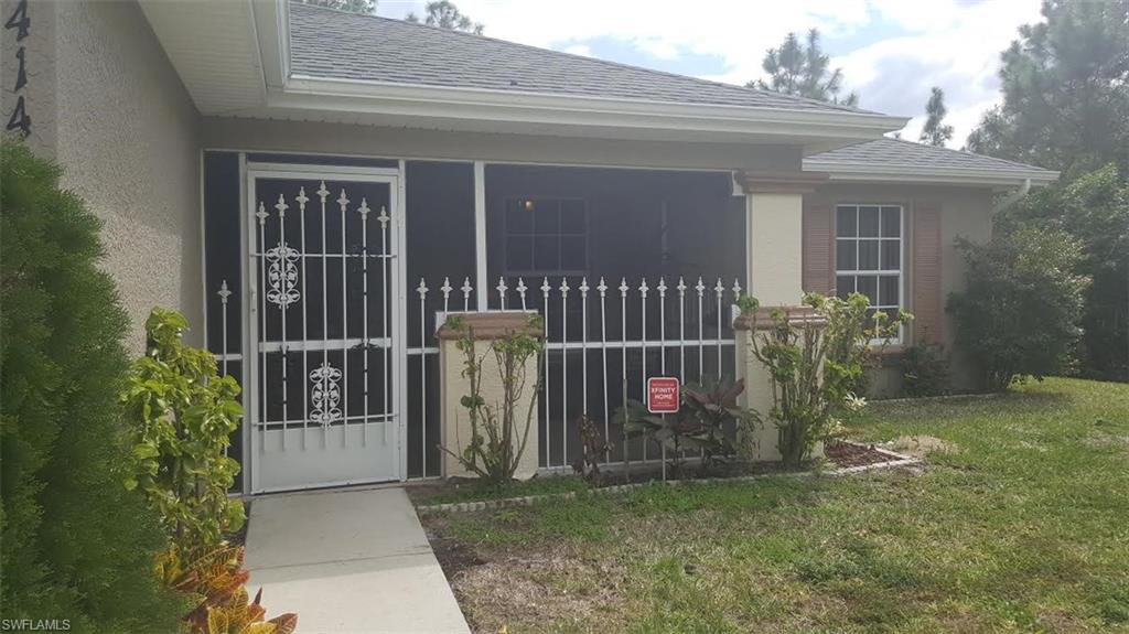 MIRROR LAKES - Residential