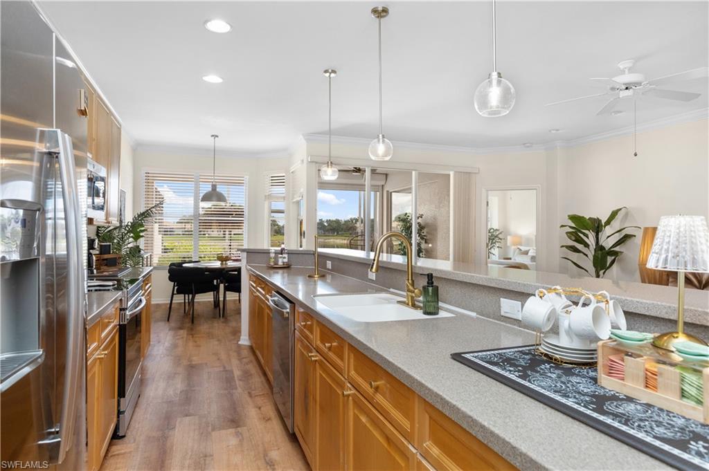 COLONIAL LINKS - Residential Lease