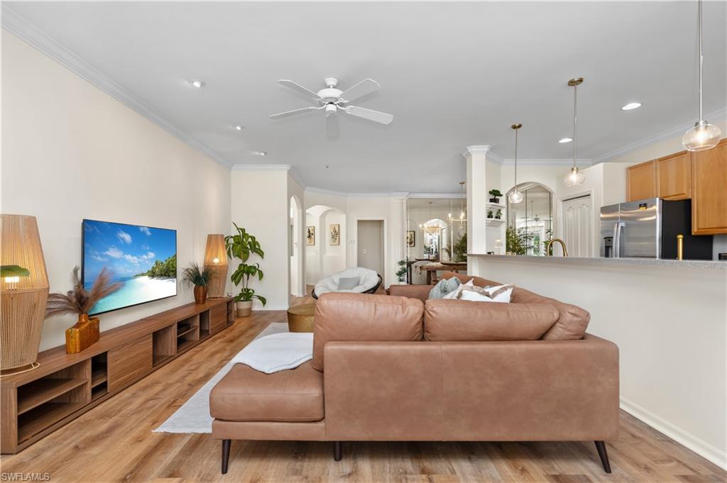 COLONIAL LINKS - Residential Lease