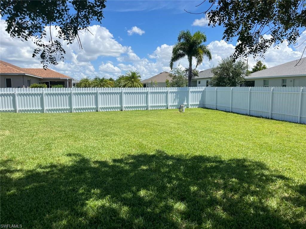 CAPE CORAL - Residential