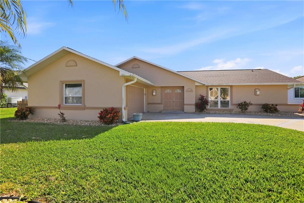 CAPE CORAL - Residential