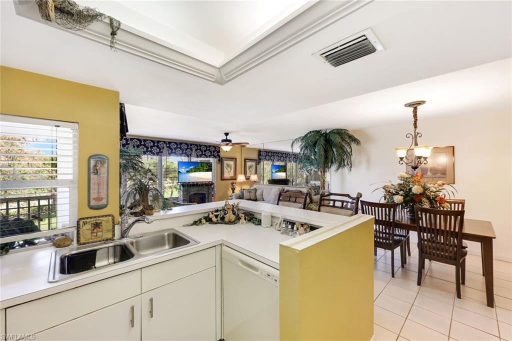 SOUTHERN BREEZE GARDENS - Residential Lease