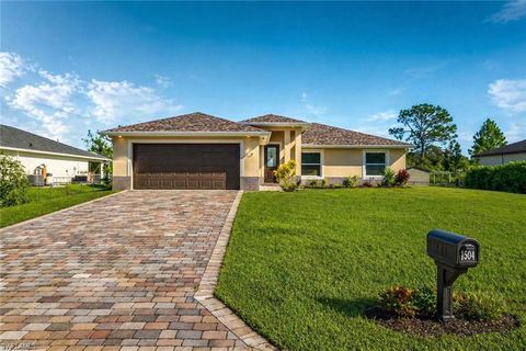 Photo of 3110 42nd ST W, LEHIGH ACRES, FL 33971 (MLS # 226016212)
