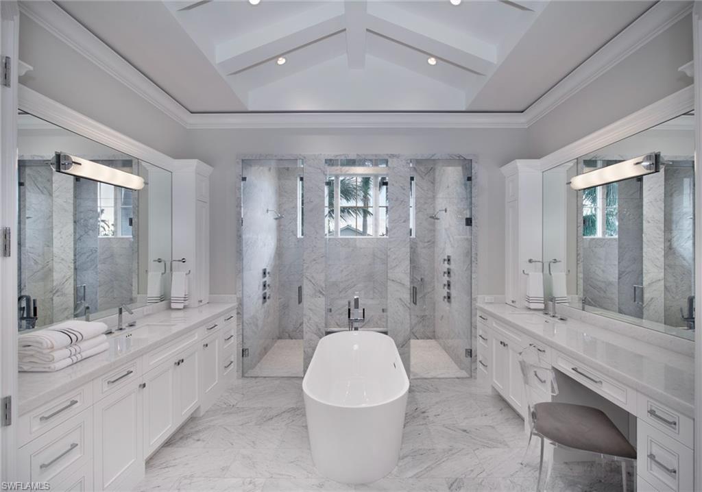 PARK SHORE - Residential