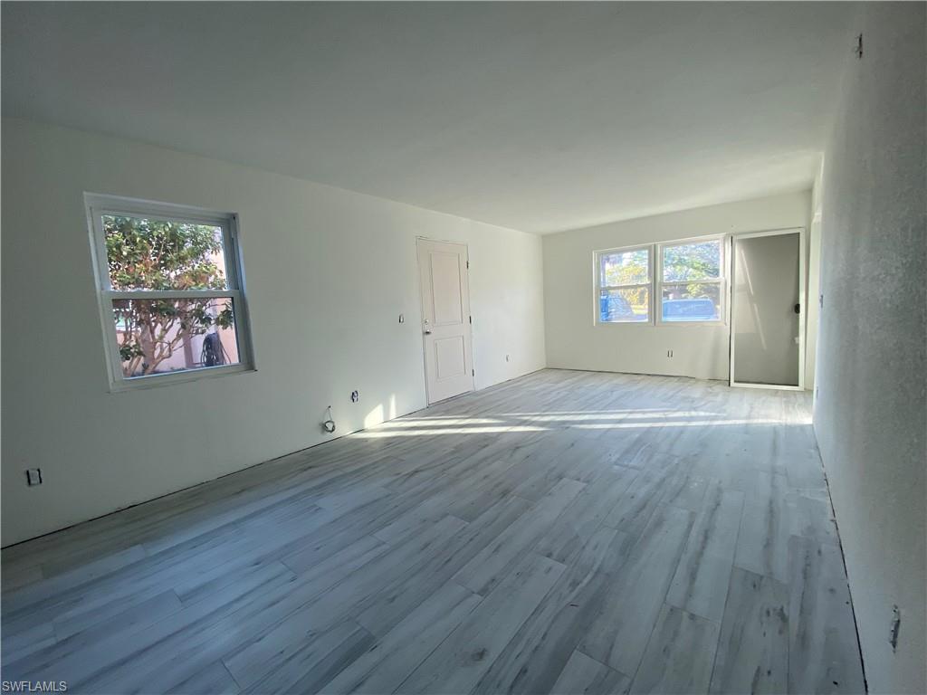 DAVIS WOODS CONDOMINIUM - Residential