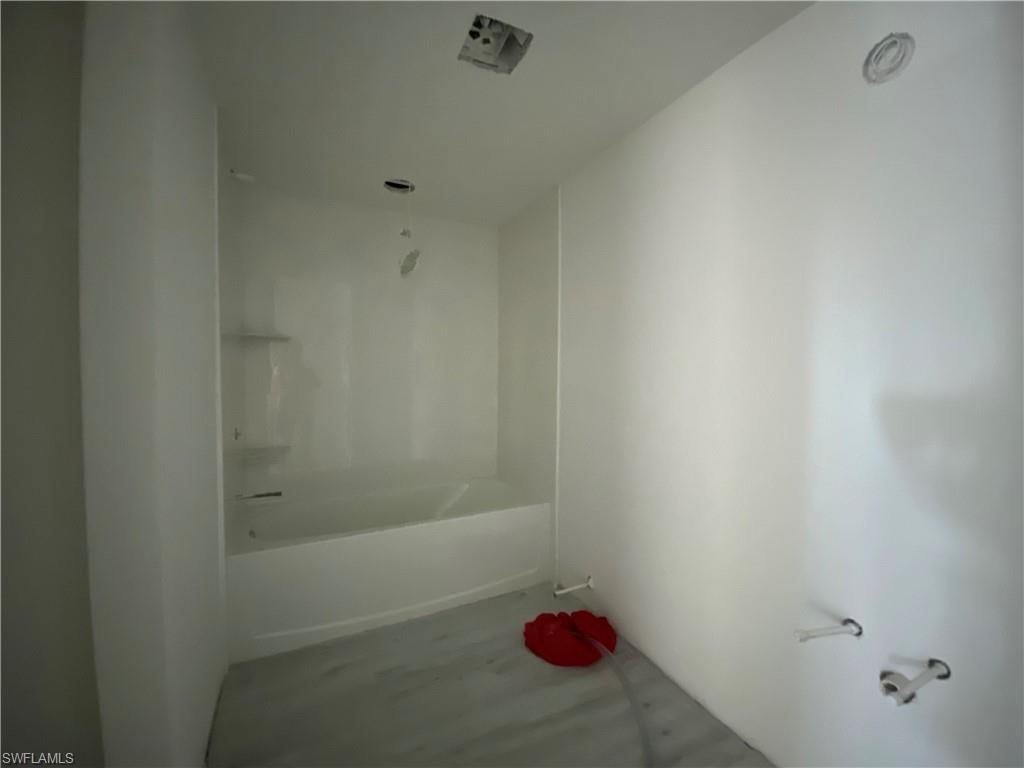 DAVIS WOODS CONDOMINIUM - Residential