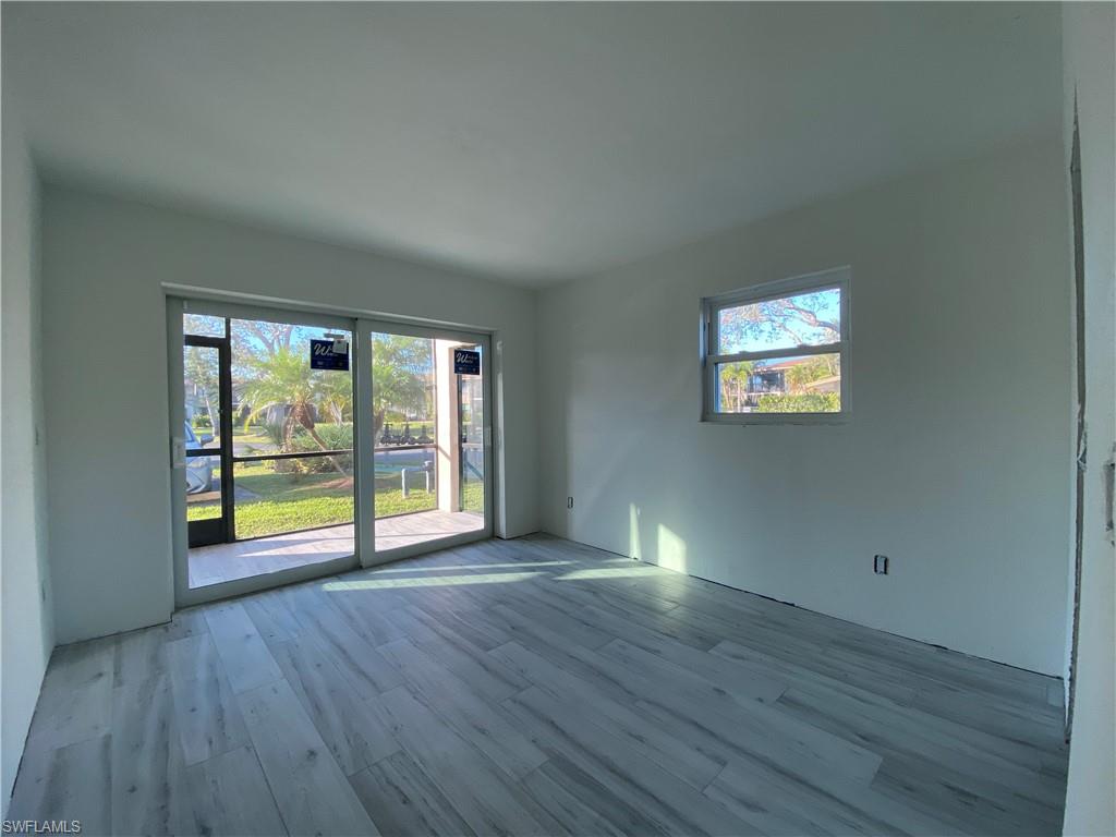 DAVIS WOODS CONDOMINIUM - Residential