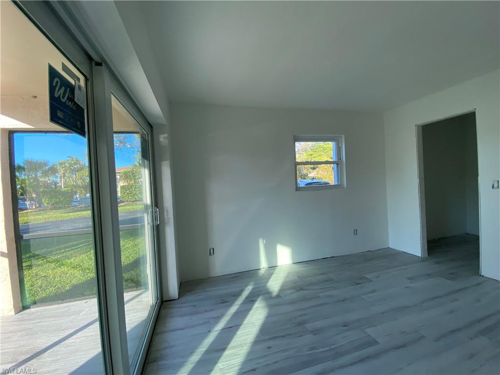 DAVIS WOODS CONDOMINIUM - Residential