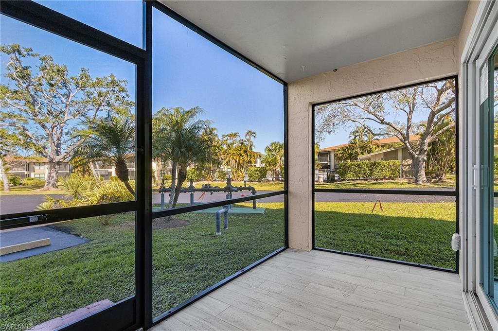 DAVIS WOODS CONDOMINIUM - Residential