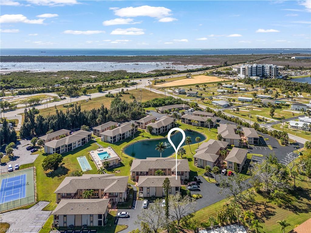 DAVIS WOODS CONDOMINIUM - Residential