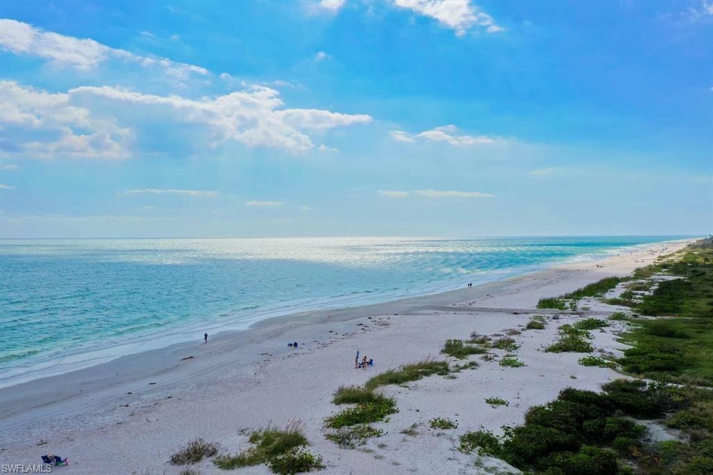 SANIBEL MOORINGS CONDO - Residential