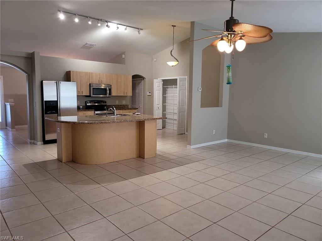 CAPE CORAL - Residential Lease