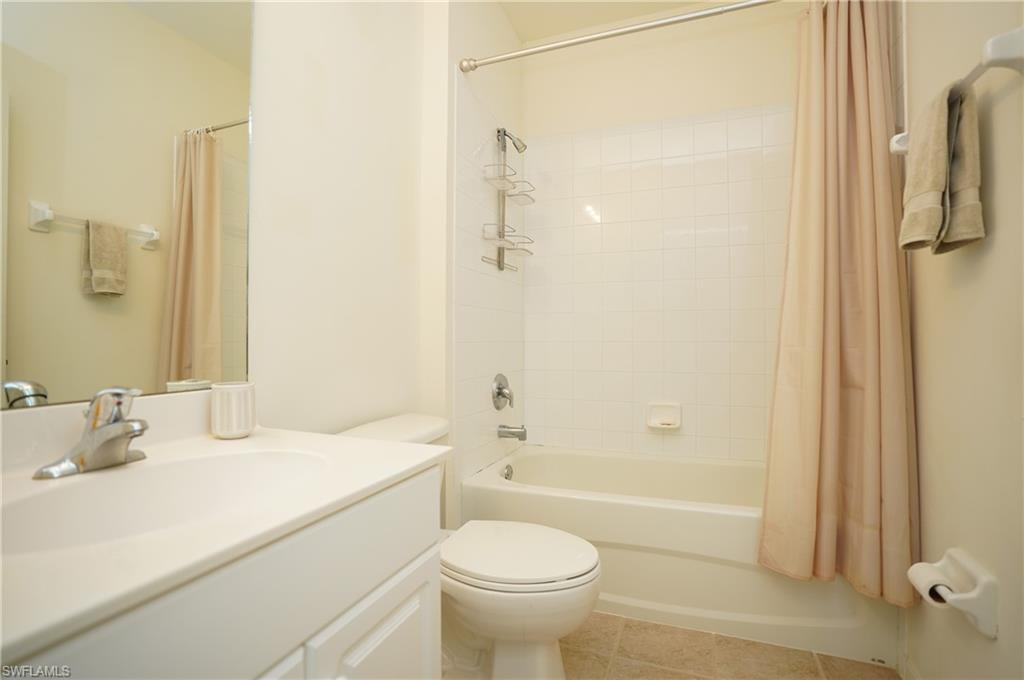 LAUREL GREENS - Residential