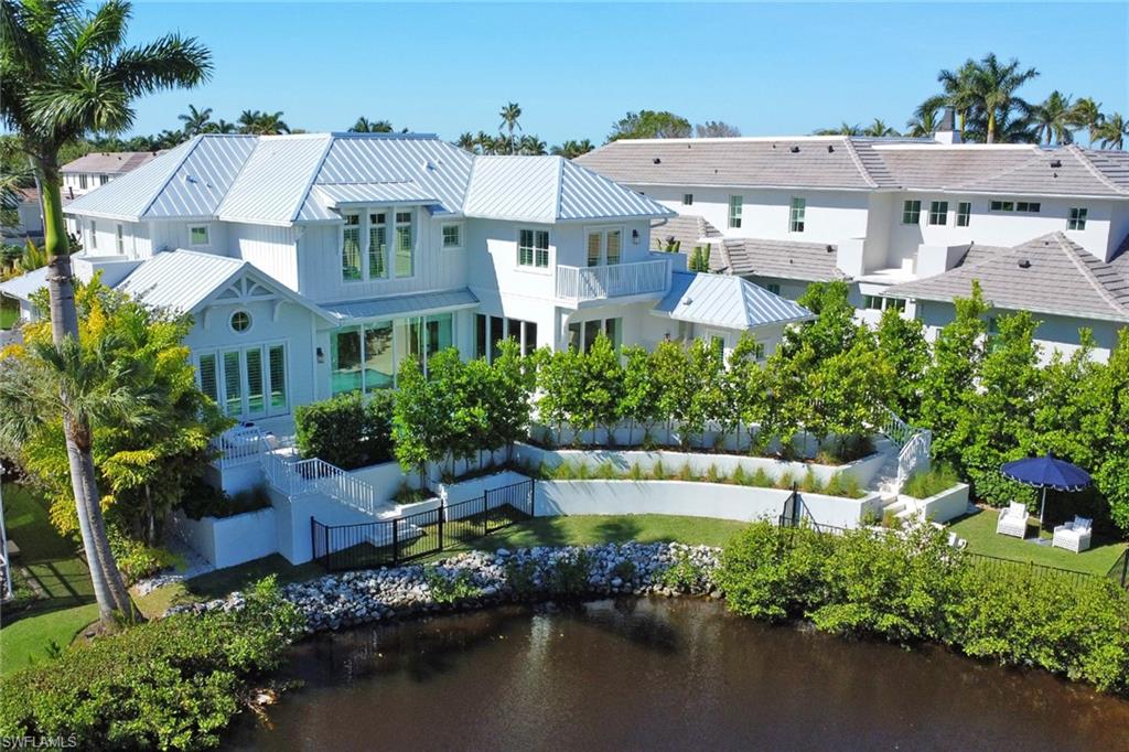 AQUALANE SHORES - Residential