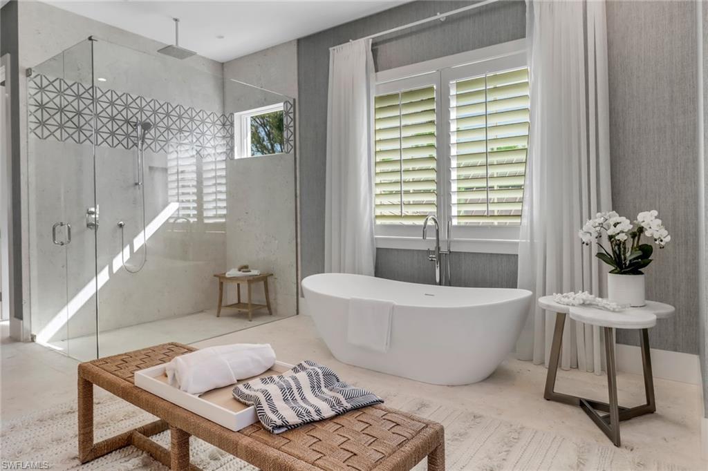 AQUALANE SHORES - Residential