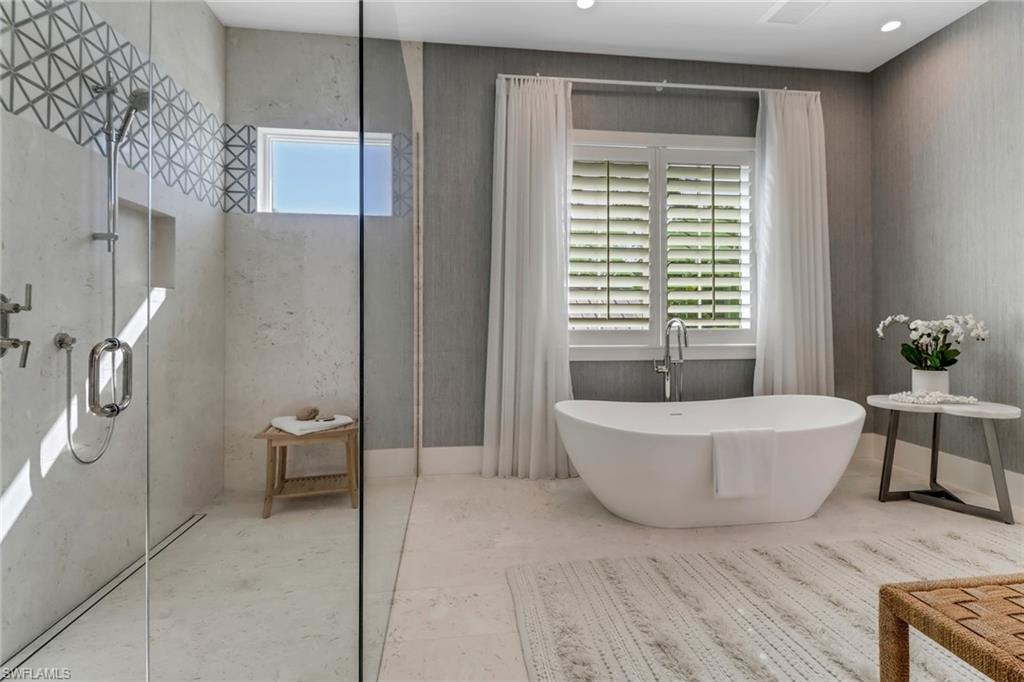 AQUALANE SHORES - Residential