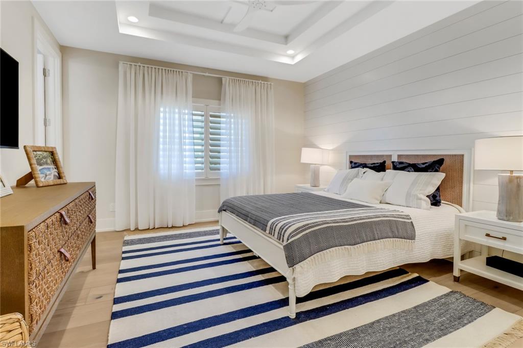 AQUALANE SHORES - Residential