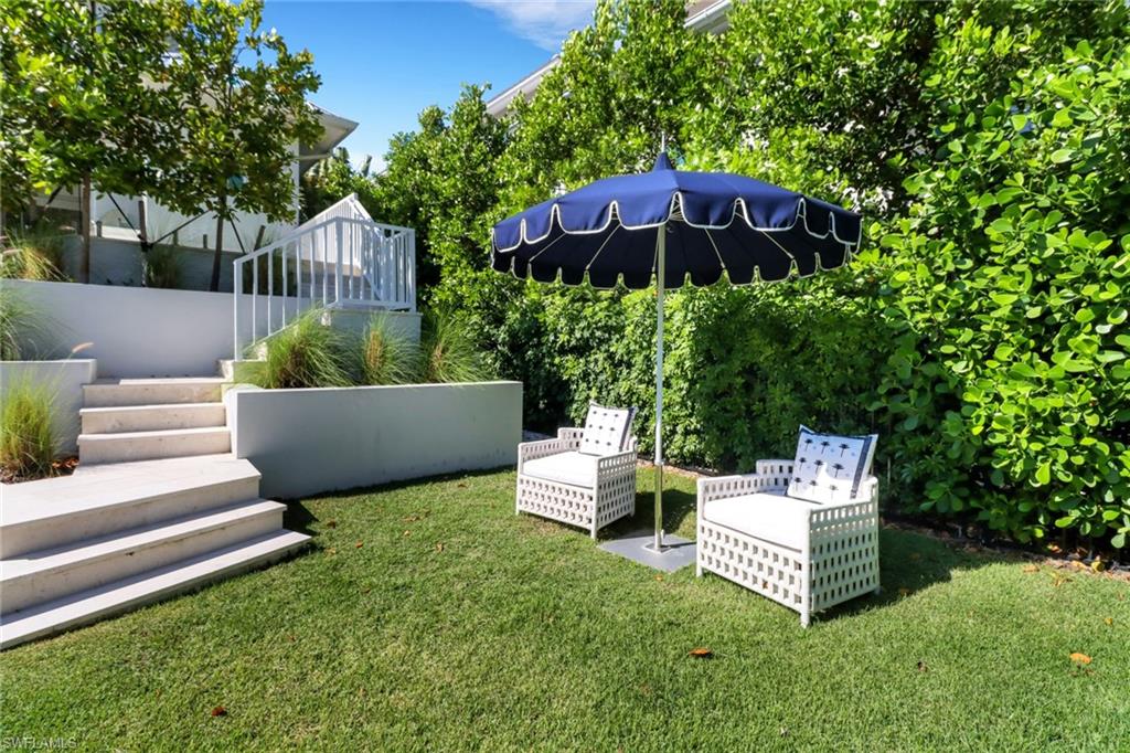 AQUALANE SHORES - Residential