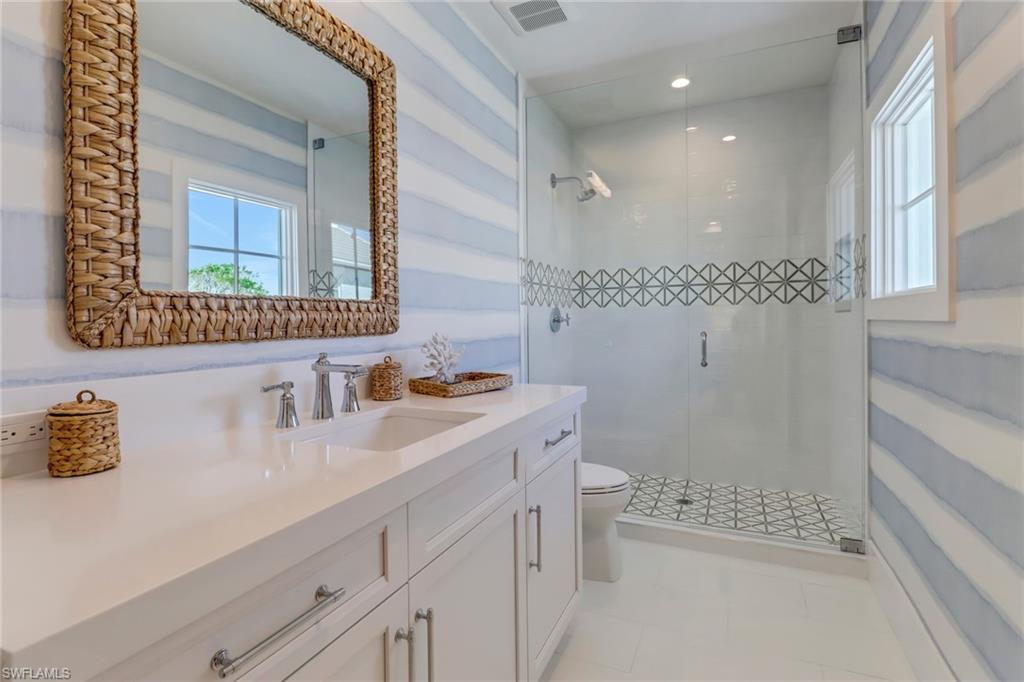 AQUALANE SHORES - Residential