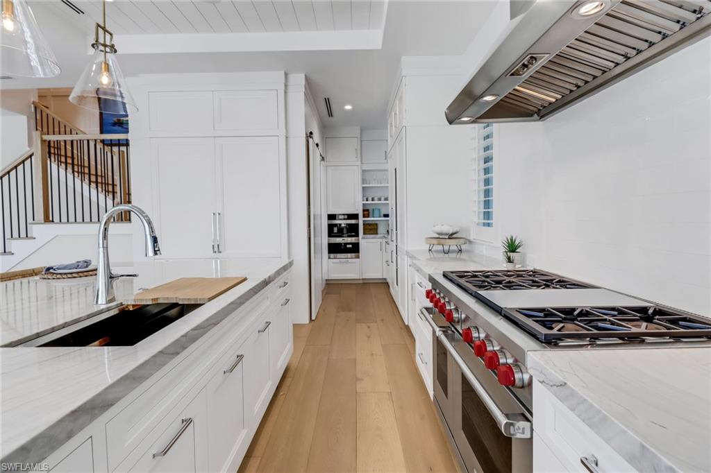 AQUALANE SHORES - Residential