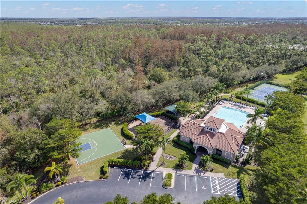 COLONNADE AT FORUM - Residential