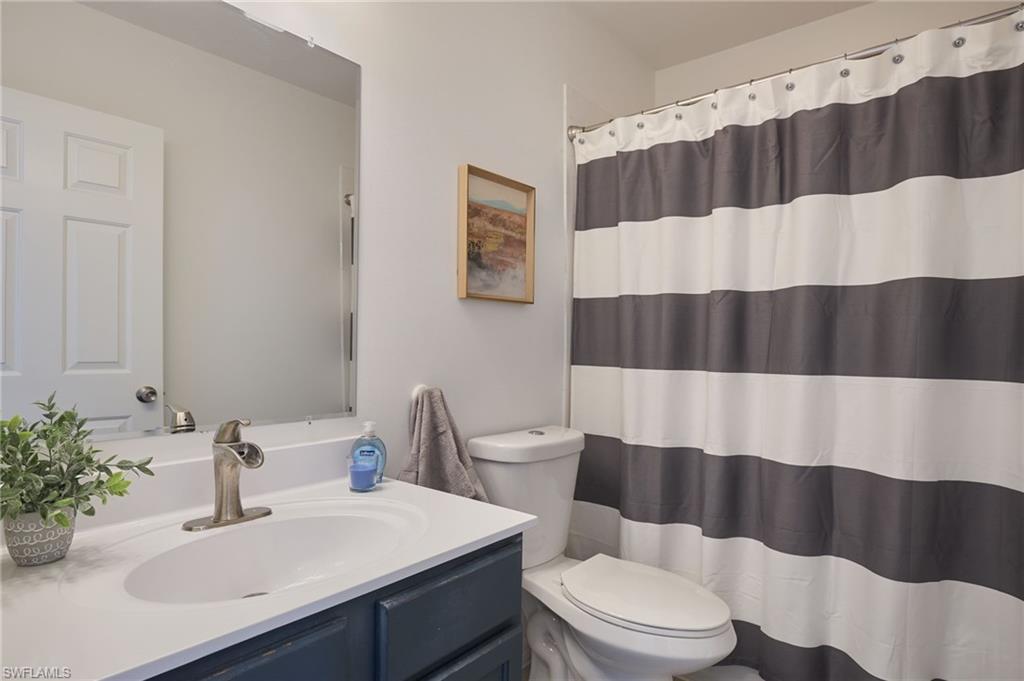 COLONNADE AT FORUM - Residential