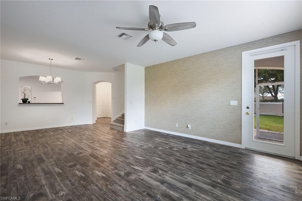 COLONNADE AT FORUM - Residential