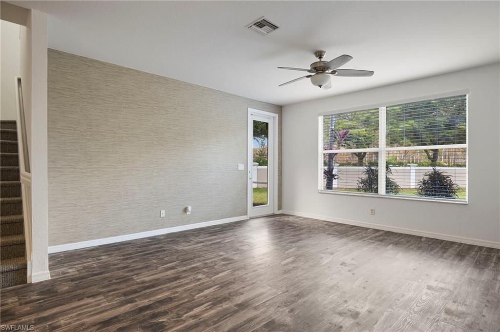 COLONNADE AT FORUM - Residential