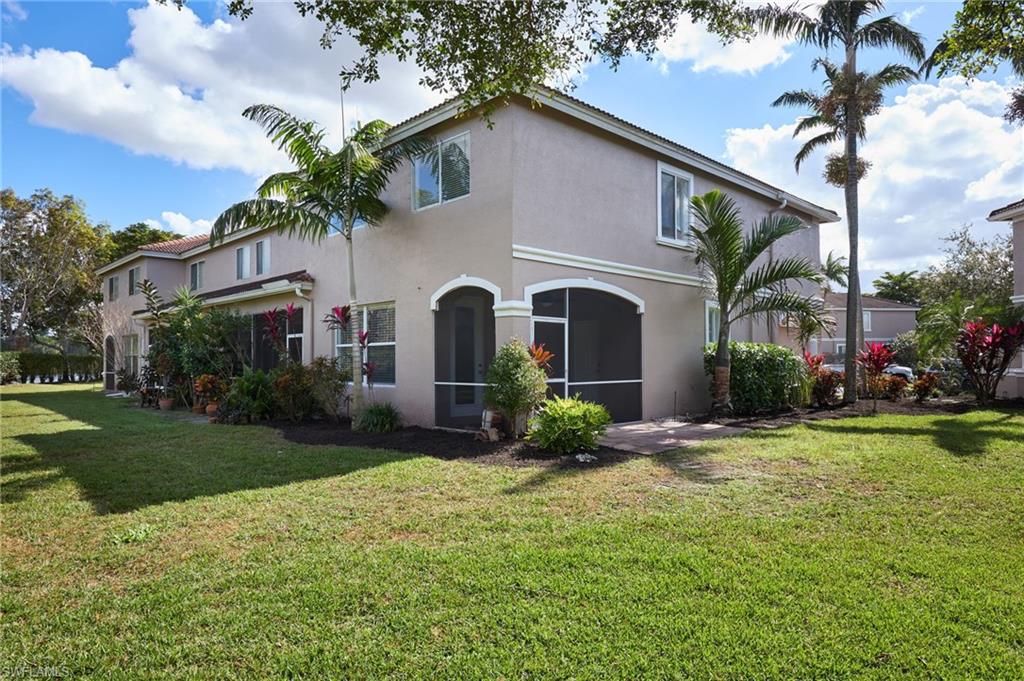 COLONNADE AT FORUM - Residential