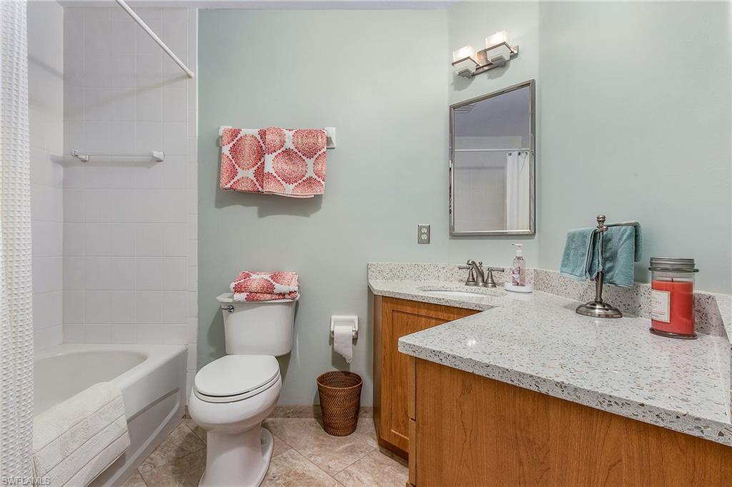 CLUBHOUSE VILLAS - Residential