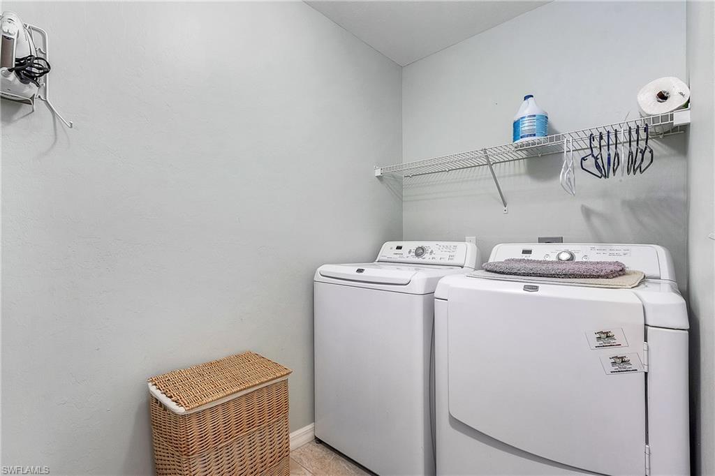 CLUBHOUSE VILLAS - Residential