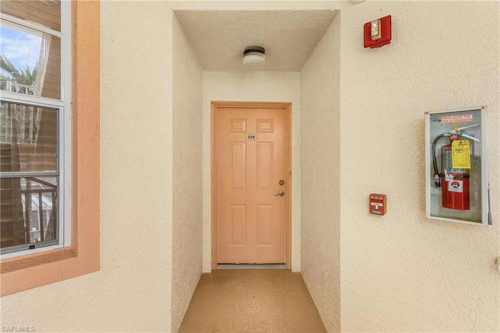 CLUBHOUSE VILLAS - Residential