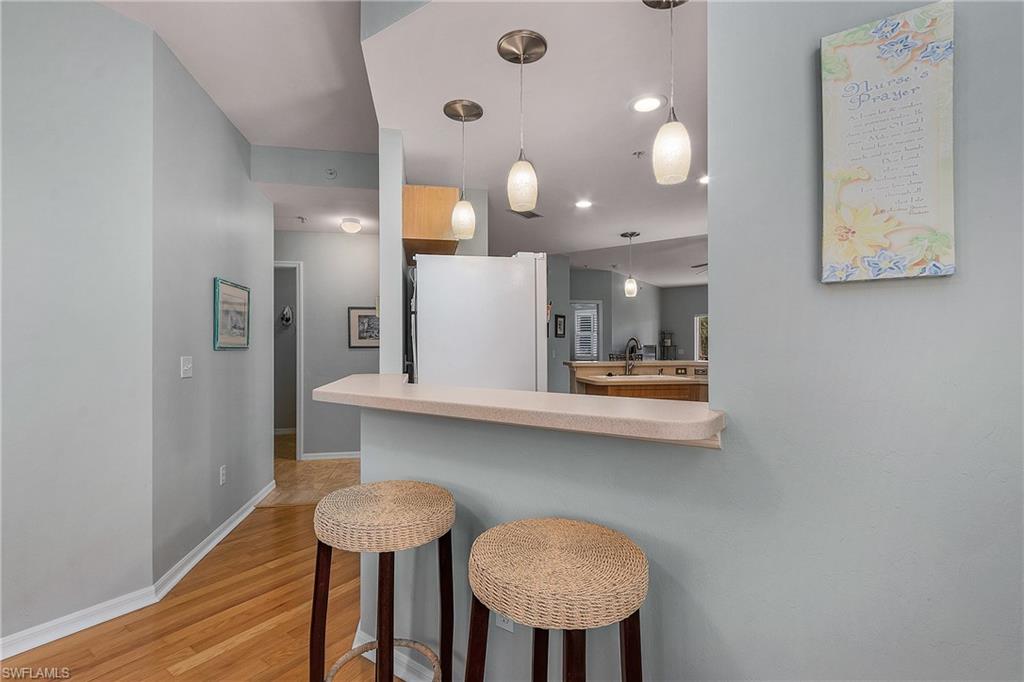 CLUBHOUSE VILLAS - Residential