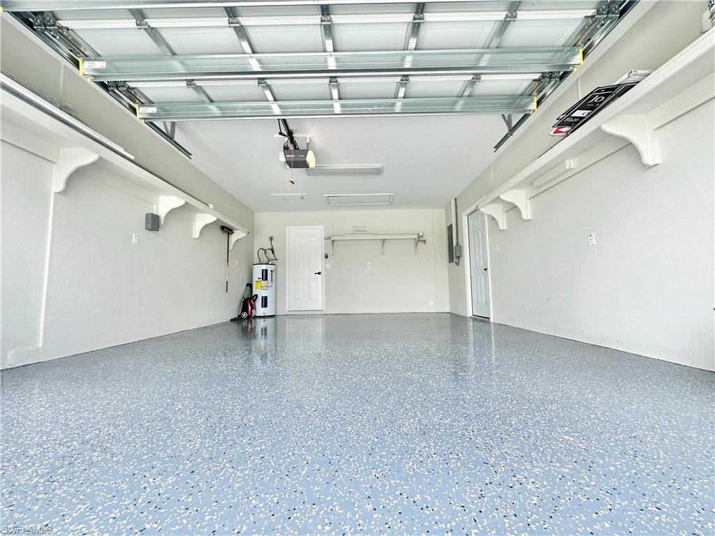 NAPLES PARK - Residential