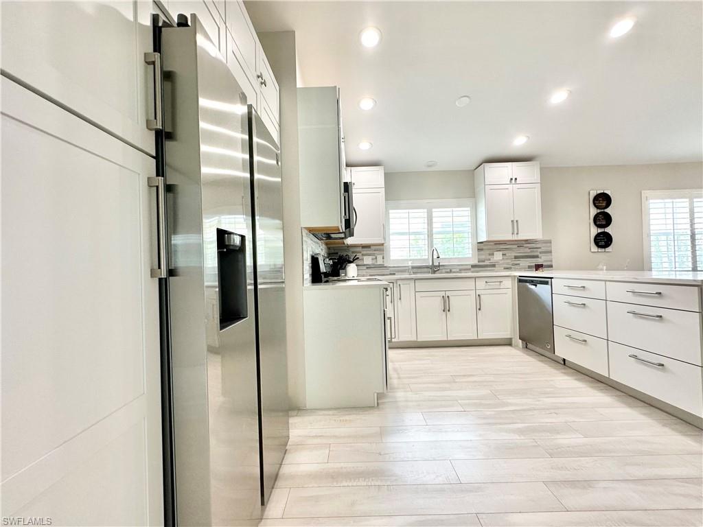 NAPLES PARK - Residential