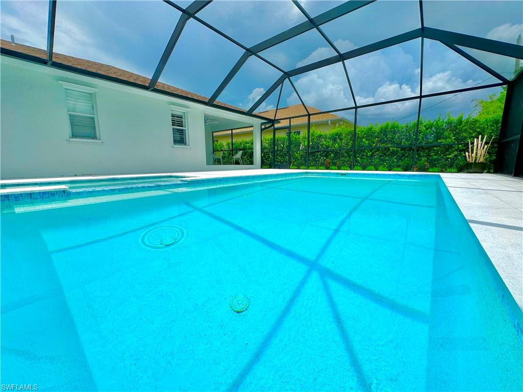 NAPLES PARK - Residential