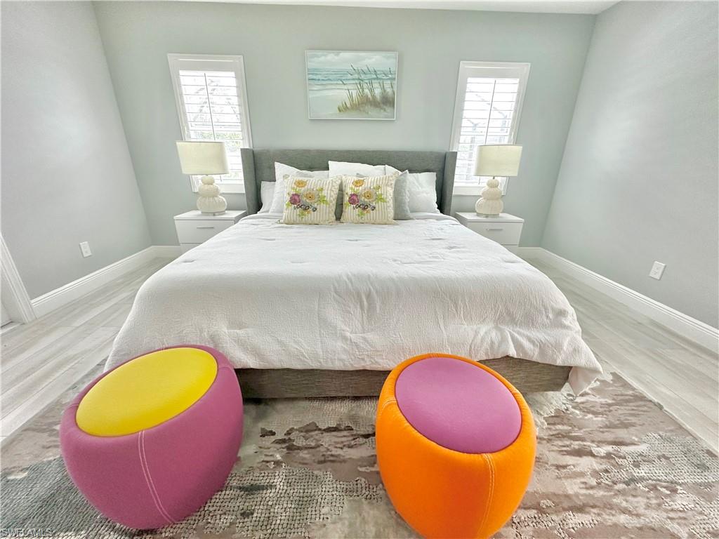 NAPLES PARK - Residential