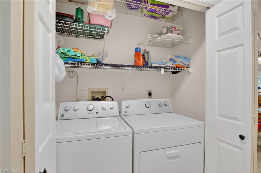 GOLFVIEW GOLF & RACQUET CLUB - Residential