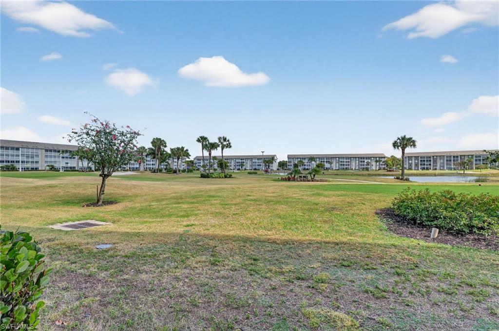 GOLFVIEW GOLF & RACQUET CLUB - Residential