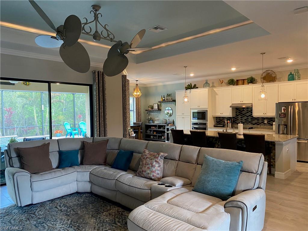 PORTICO - Residential