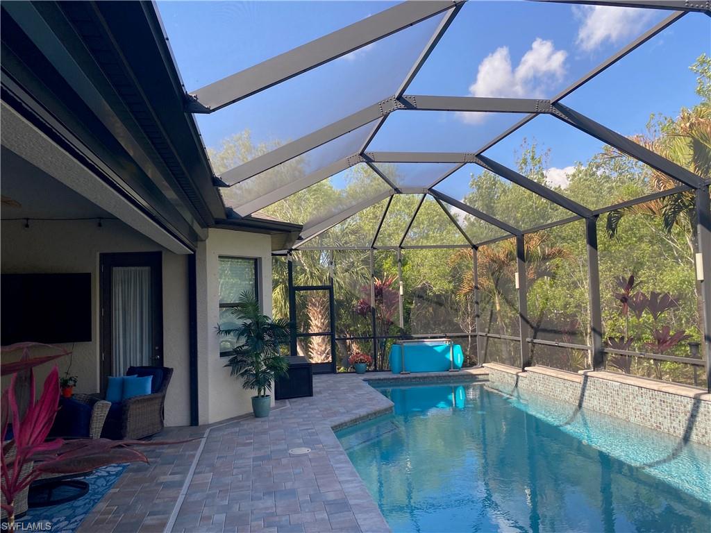 PORTICO - Residential