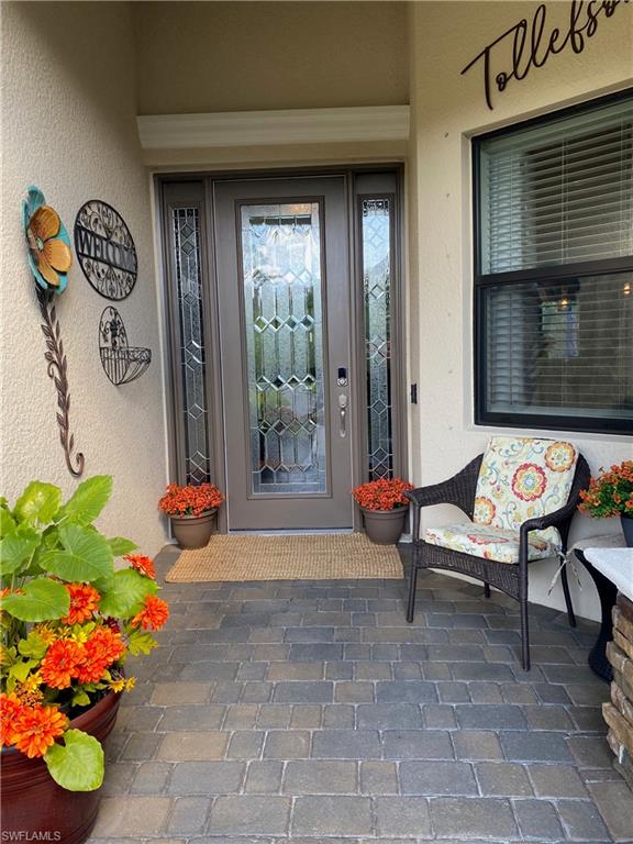 PORTICO - Residential