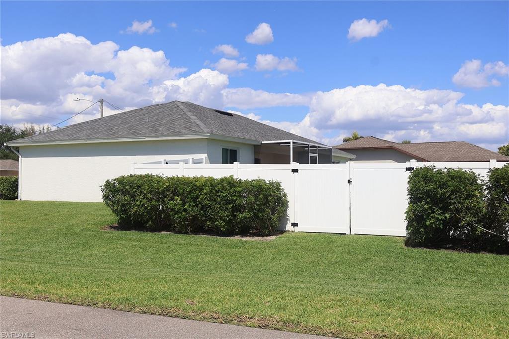 CAPE CORAL - Residential