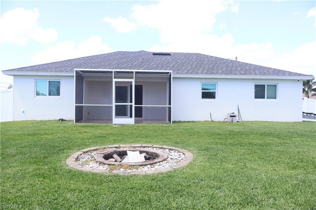 CAPE CORAL - Residential