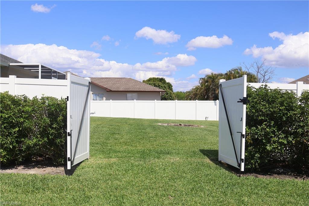 CAPE CORAL - Residential