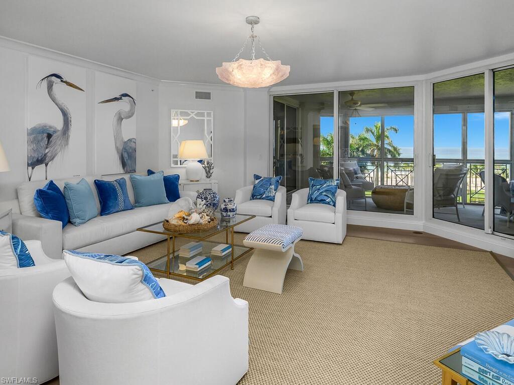 4021 Gulf Shore BLVD N 403