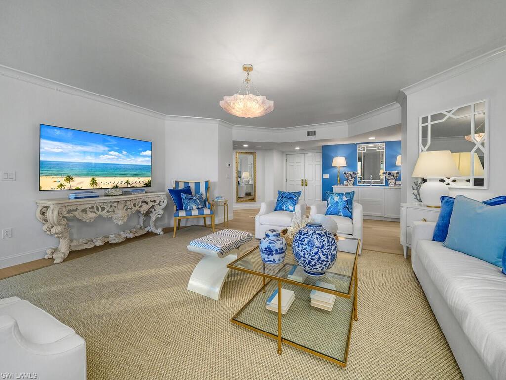 BRITTANY - Residential